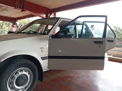 Army officer's Toyota 86 1992