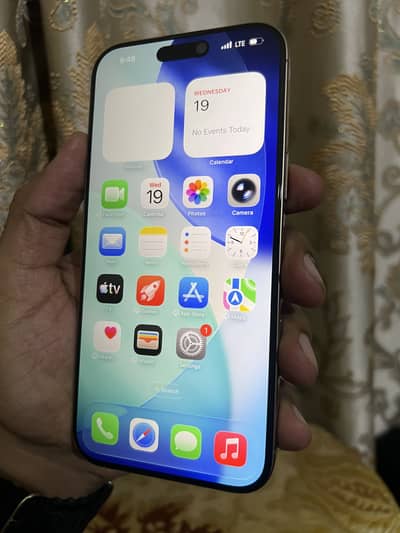 Apple iPhone 16 Pro Max