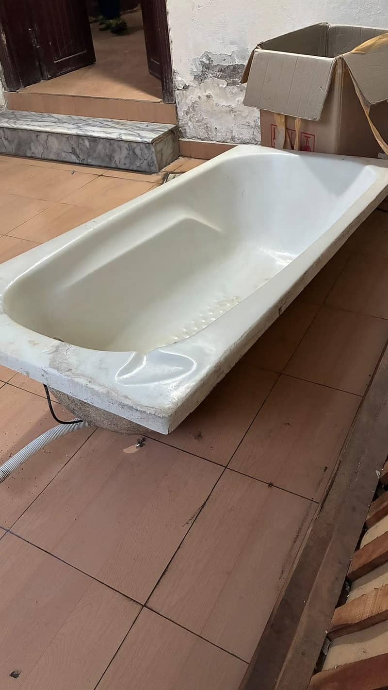 Bath Tub 3