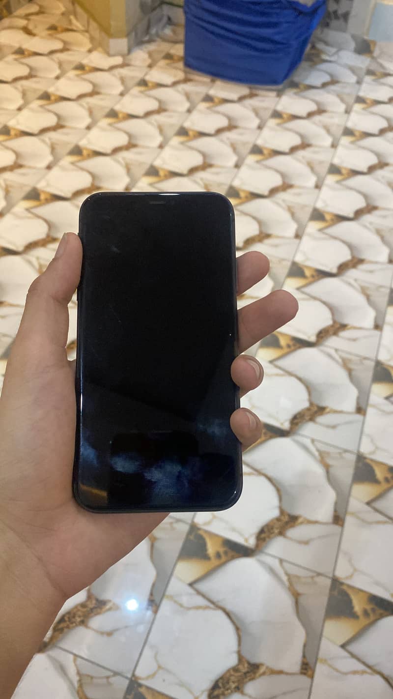 Apple iPhone 11 1