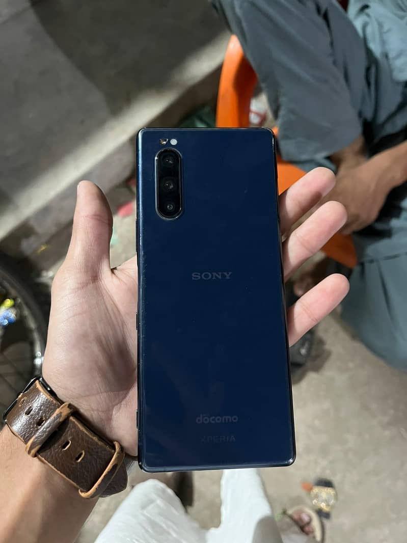 Sony 5 1