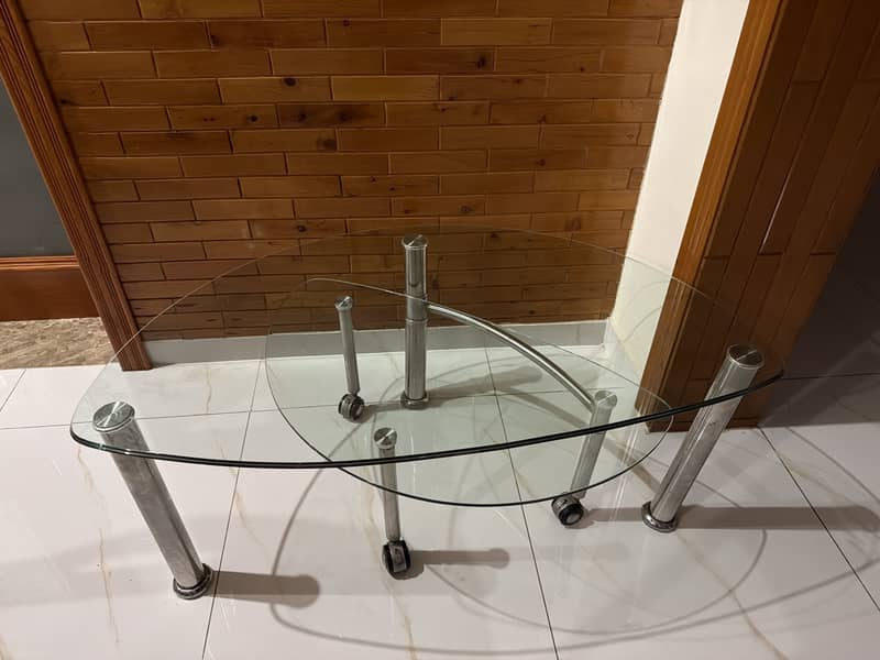 Table with moveable portion 3
