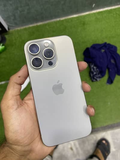 Apple iPhone 15 Pro 128gb jv