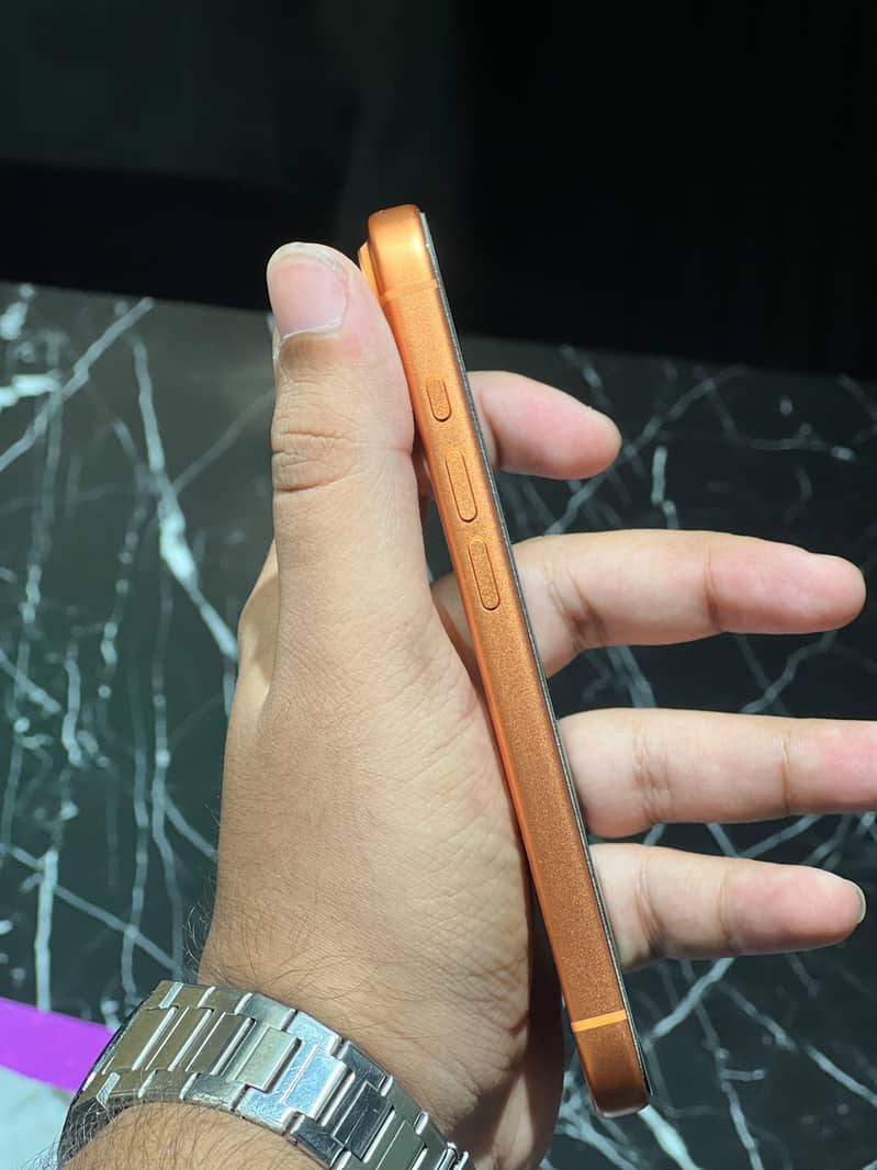iphone 17 pro 1