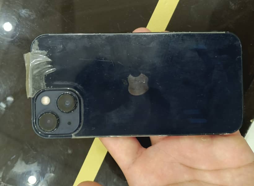 Apple iPhone 13 2