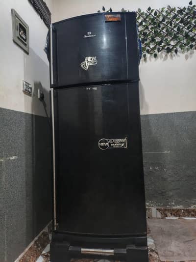 dawlance glass door with inverter technology full size refrigerator