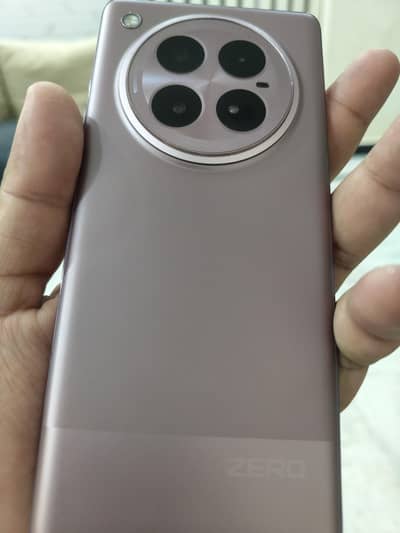Infinix Zero 40 5g 12/256 03030095341