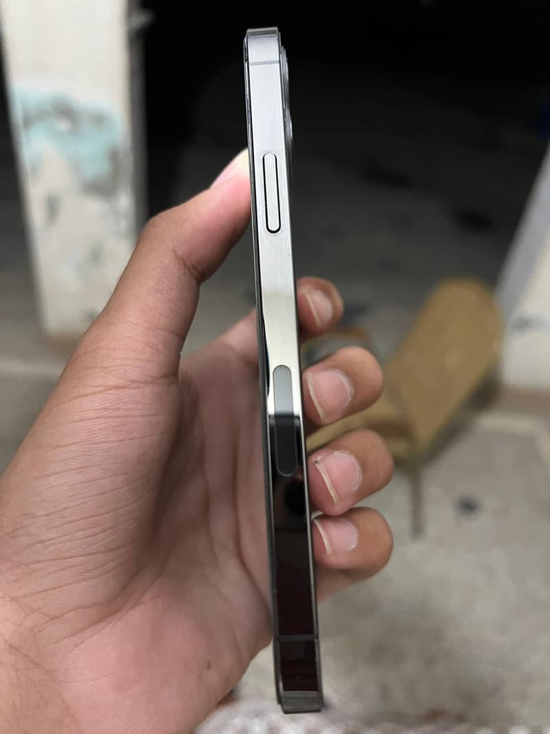 Apple iPhone 12 Pro 7