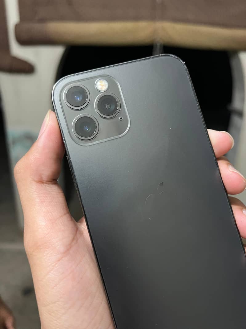 Apple iPhone 12 Pro 9