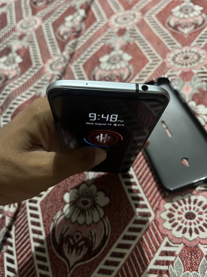 Red magic 5s 4