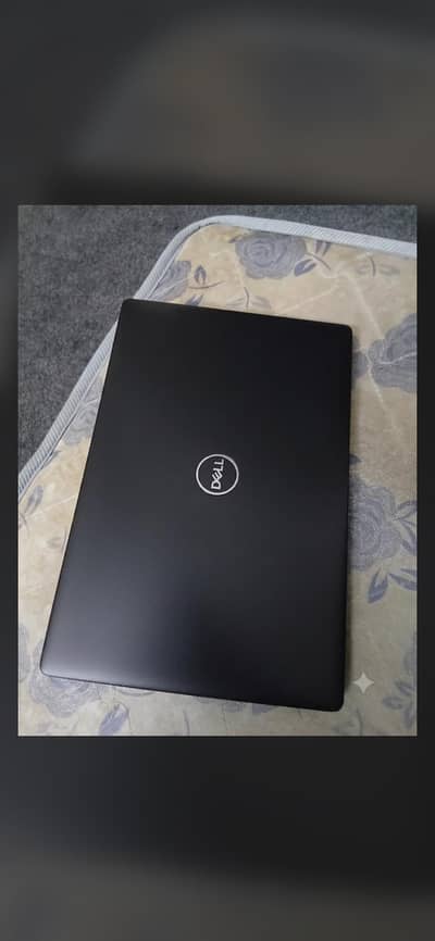 dell corei5 8th generation 12gb ssd 8gbram