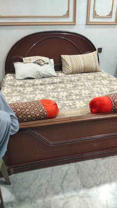 jumbo bed available