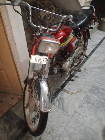 Honda CD 70 urgent for sale