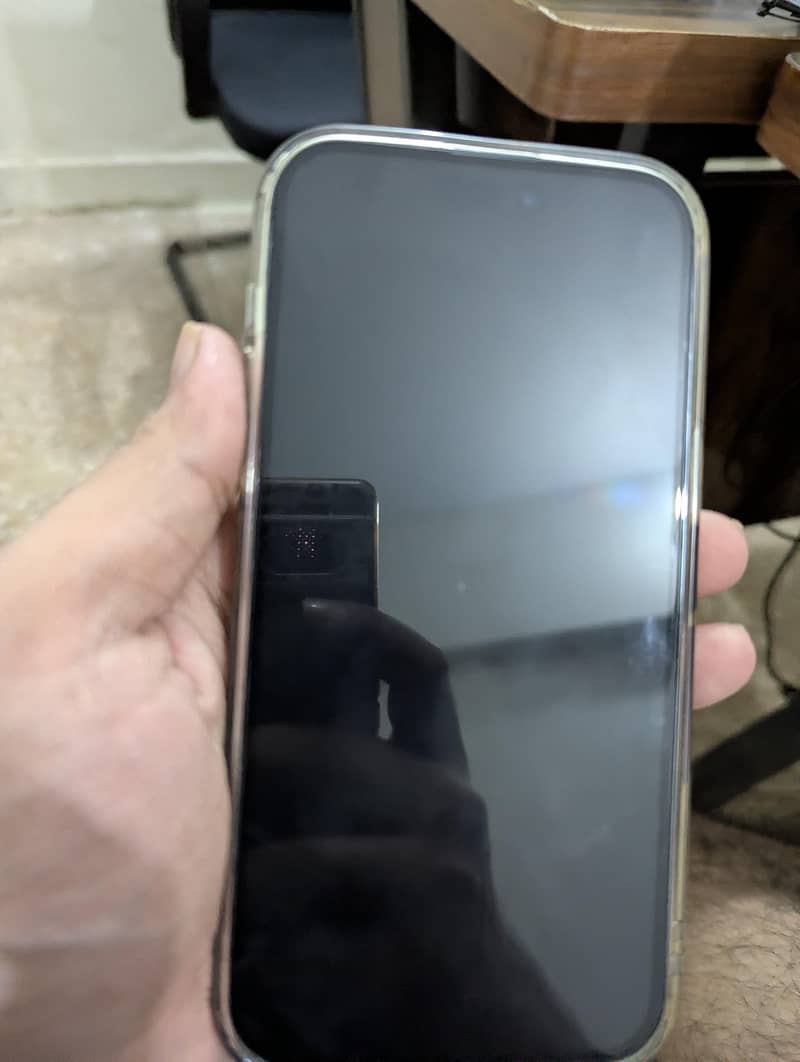 Apple iPhone 14 Pro Max 0