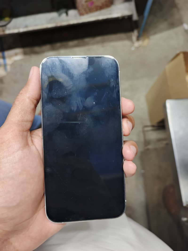 IPHONE 13 PRO 5