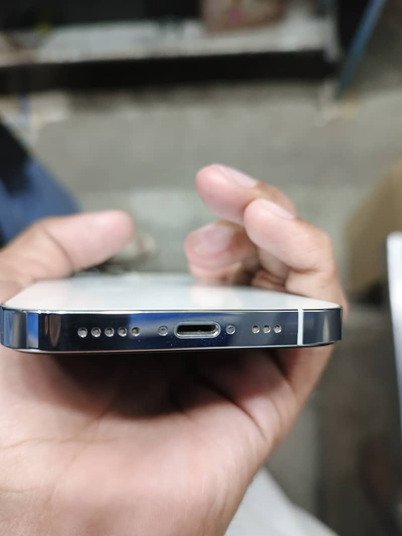 IPHONE 13 PRO 10