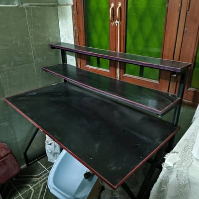 Computer, Dinning and books- 3 side metal table.