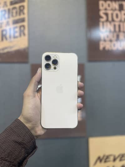 iPhone 12 Pro Max Gold  - 92% BH - Factory Unlock (Non-PTA)