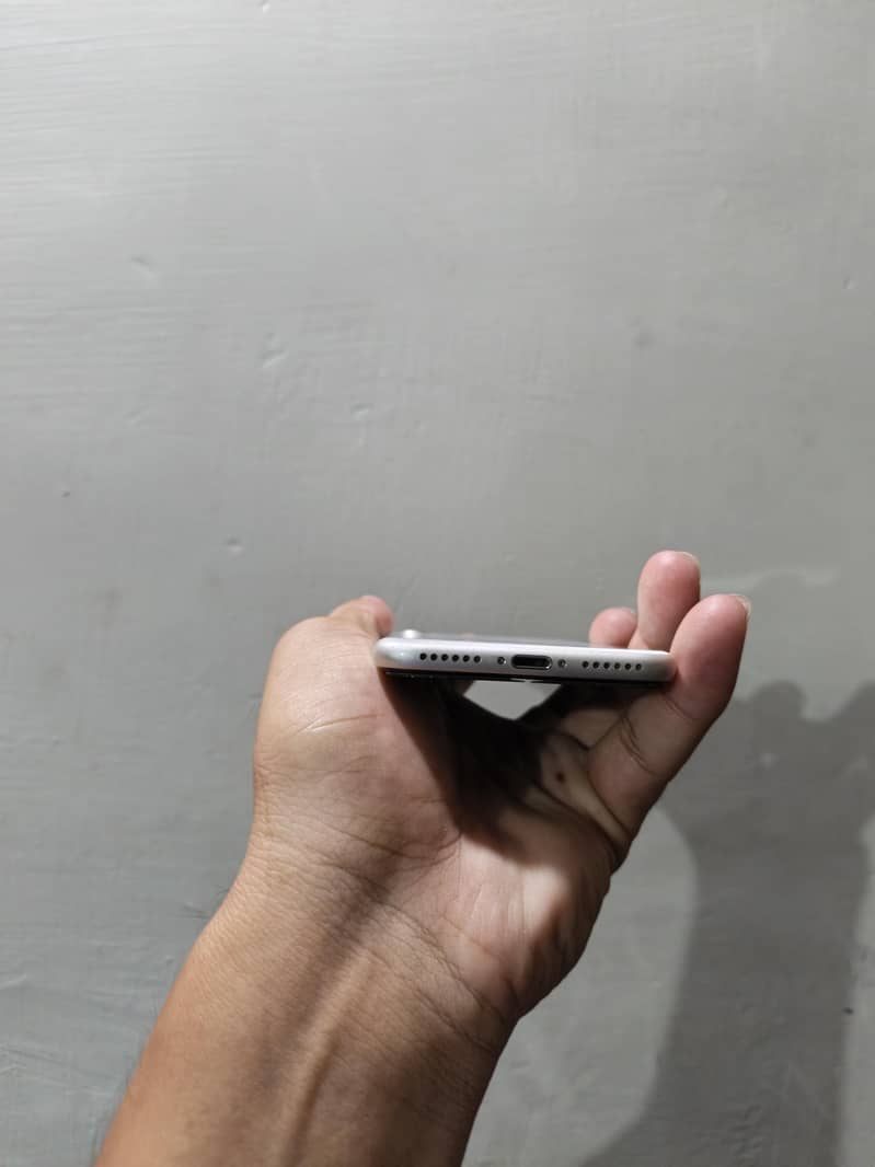 Apple iPhone SE 3rd generation 2
