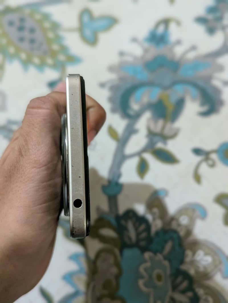 Xiaomi POCO C75 3