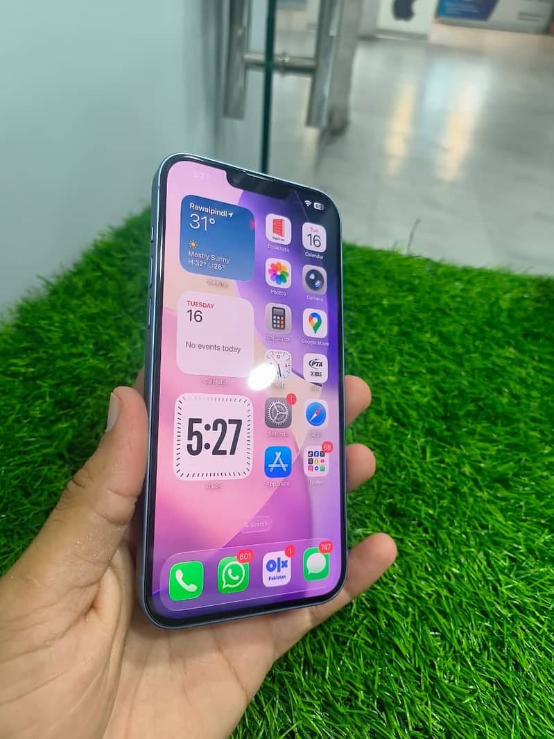 Apple iPhone 14 plus 0