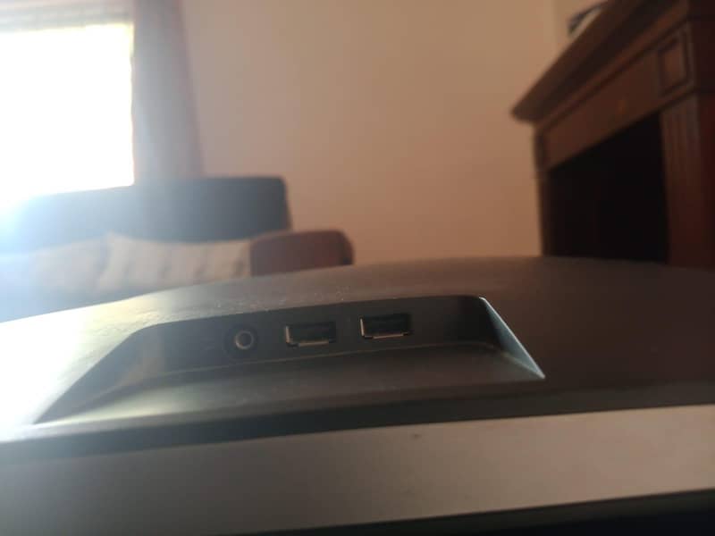 Monitor 0