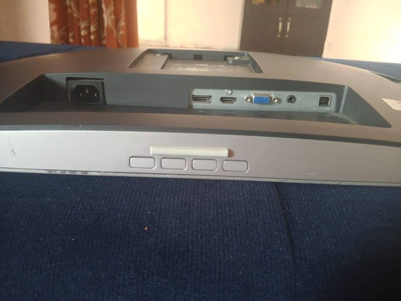 Monitor 3