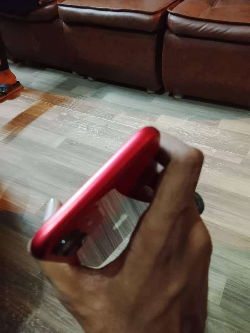 Apple iPhone 11 0