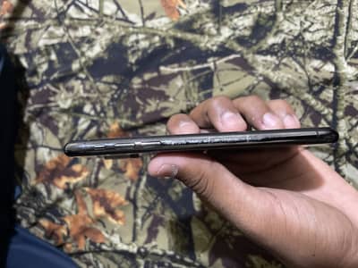 Apple iPhone XS