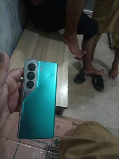Tecno CAMON 40 pro