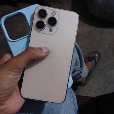 Apple iPhone 13 Pro jv