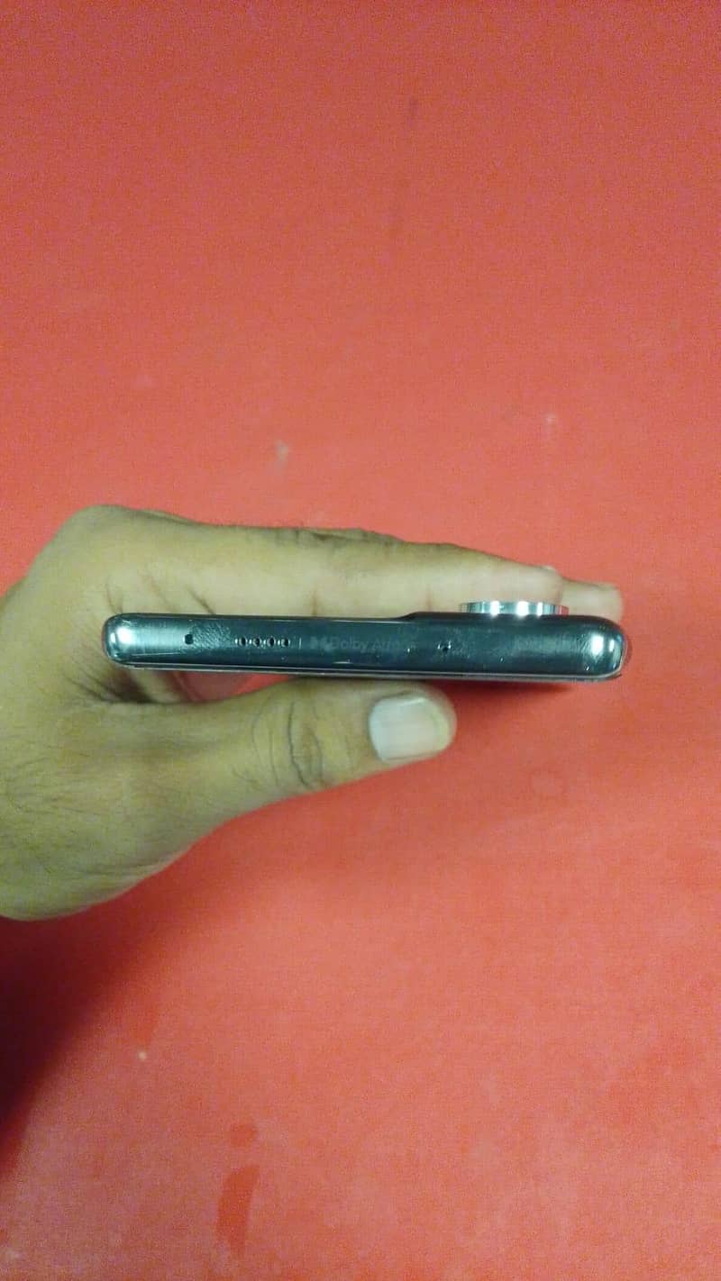 Tecno CAMON 40 Pro 0