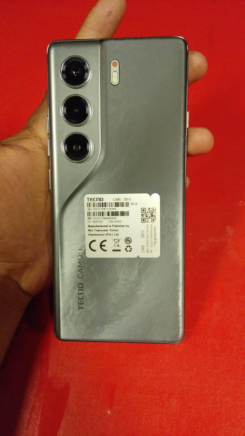 Tecno CAMON 40 Pro 3