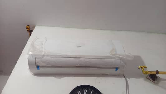 Haier 1.5 ton non inverter AC / 2 month used  / Bill +  Box /