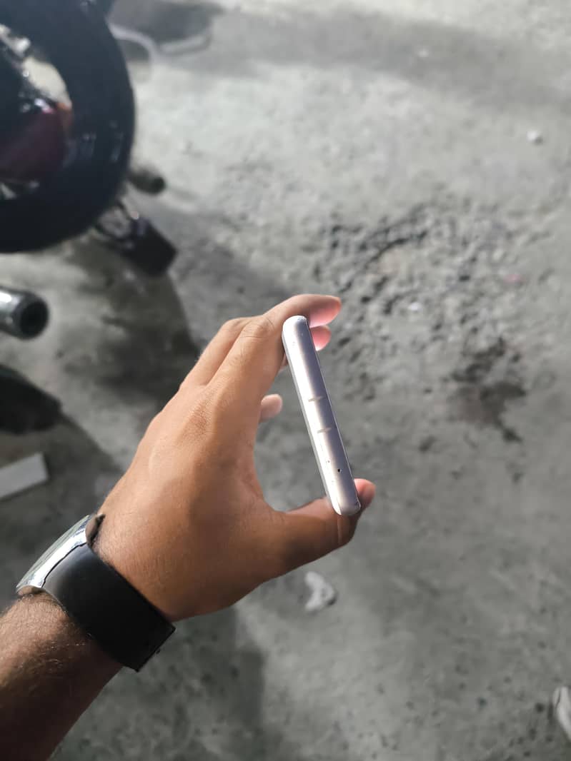 Pixel 7a (8/128) 4