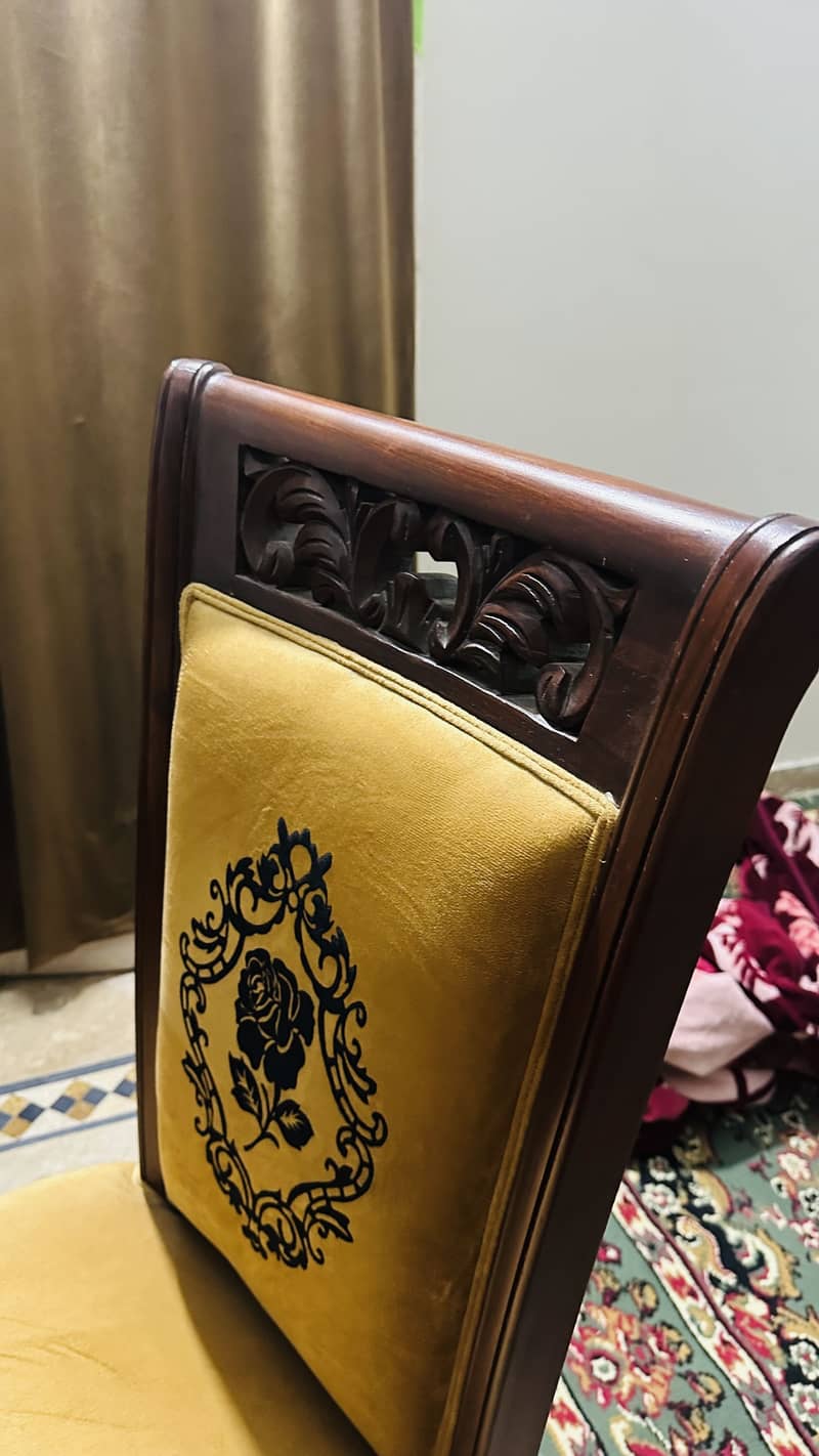Solid Dining Table Set 1