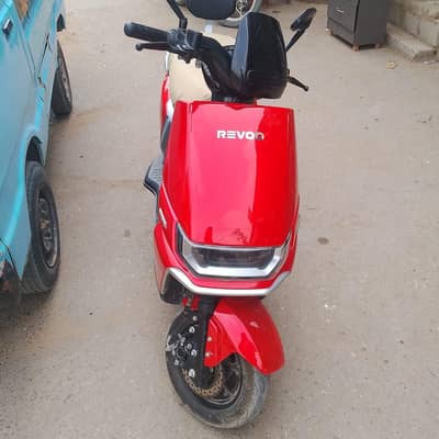revoo A12