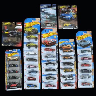Hot Wheels Collector – Mainlines, Premiums & F1 (Mint Sealed)