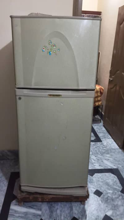 Dawlance fridge for sale