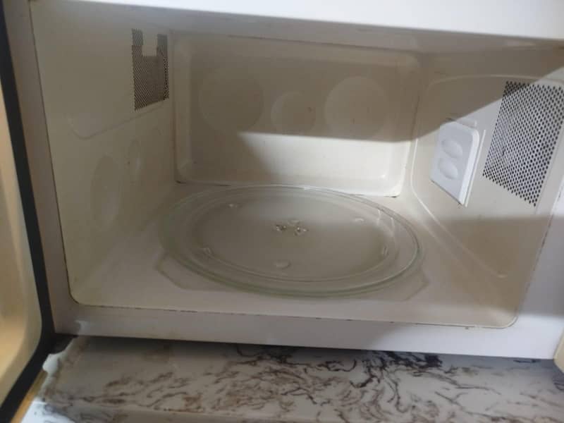 Microwave 2