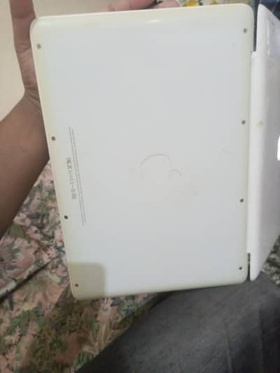 apple macbook generation 3