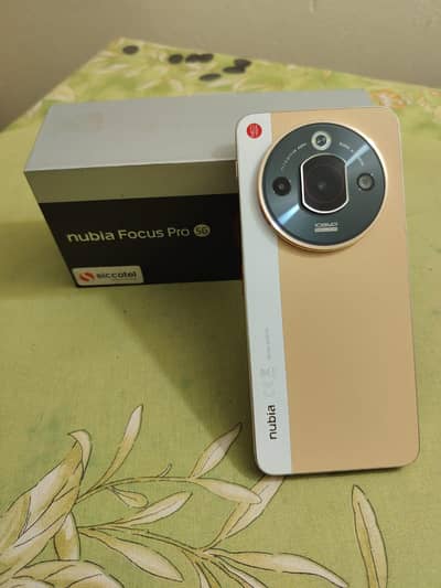 nubia Focus pro 5G