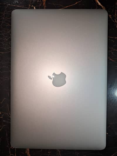 Macbook 15 pro 16gb ram