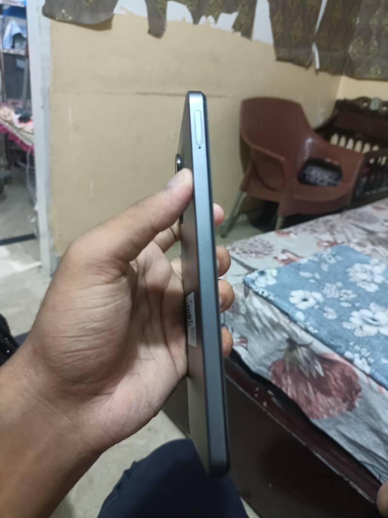 Realme Note 60x 2