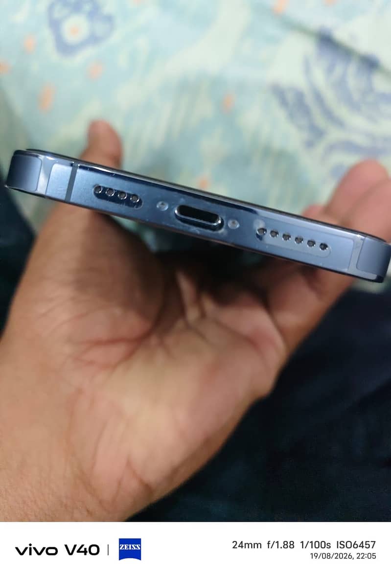 Apple iPhone 13 Pro Max 4