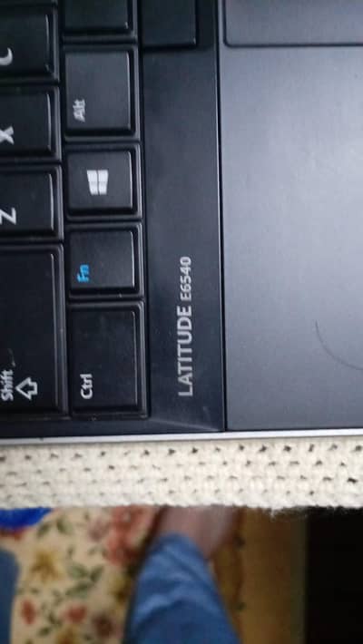 Dell latitude e6540 core i5 laptop ,8gb ram excellent condition