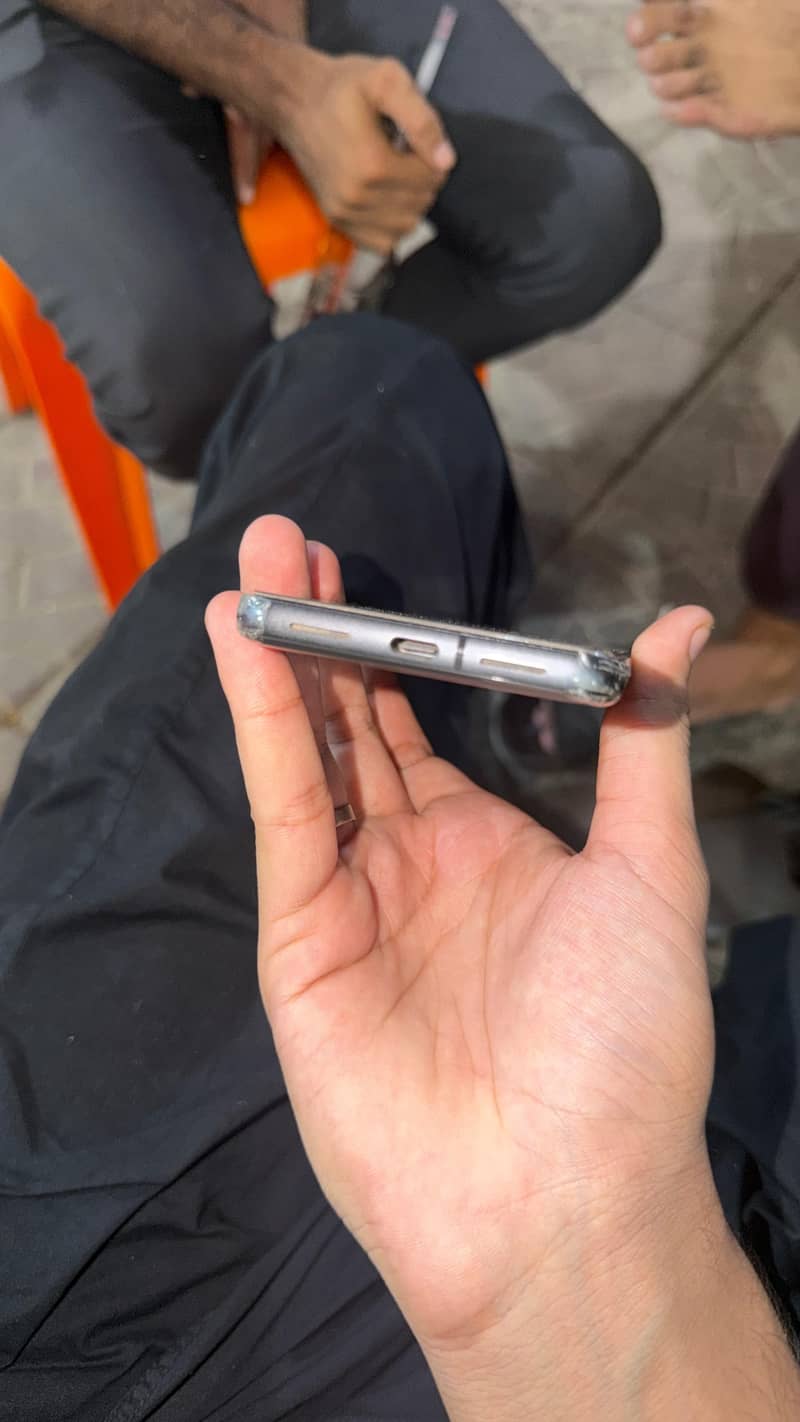 pixel 8 4