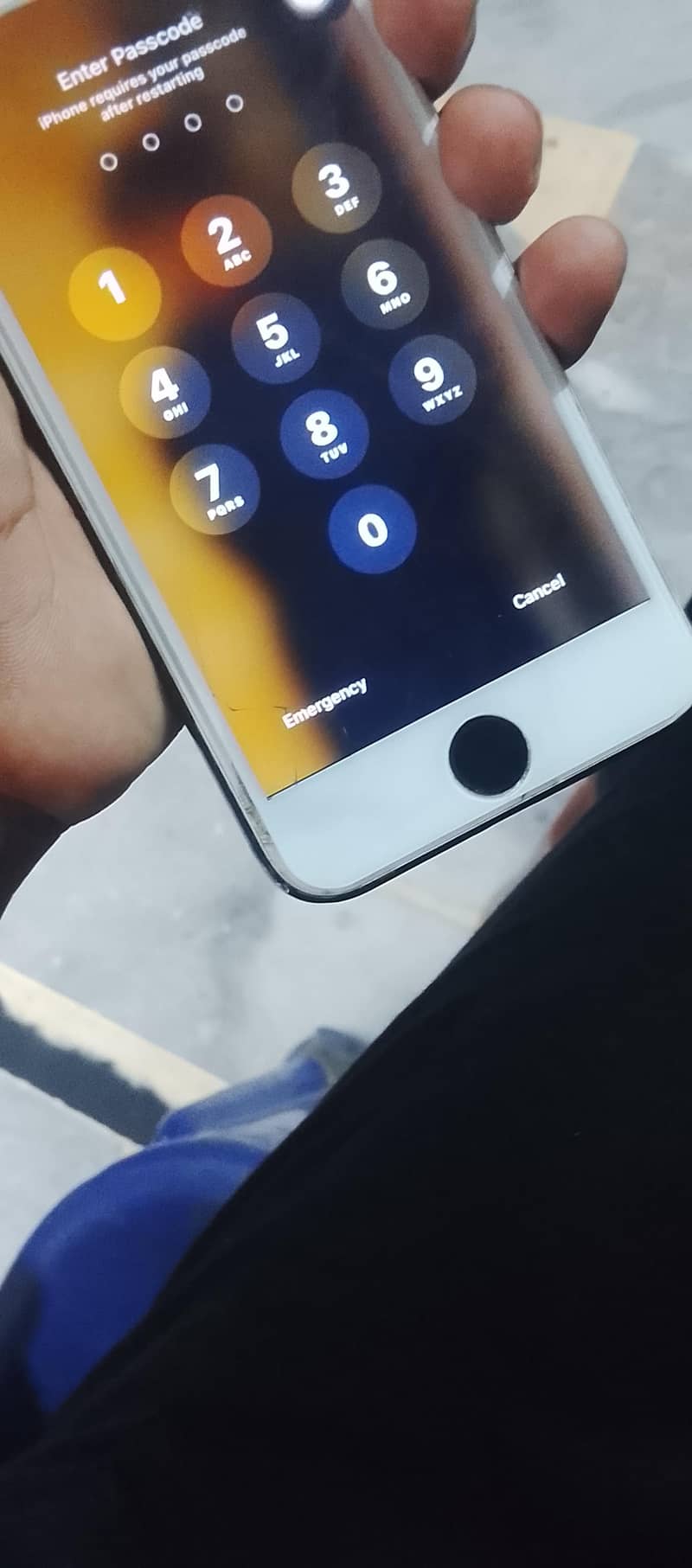 Apple iPhone 7 4