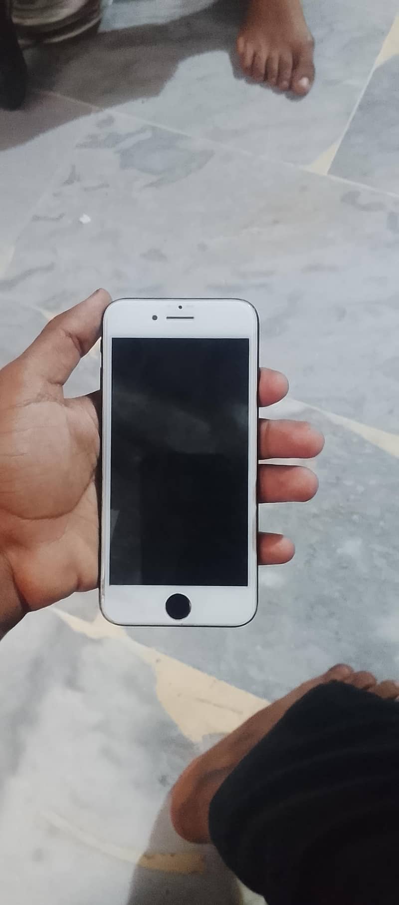 Apple iPhone 7 7