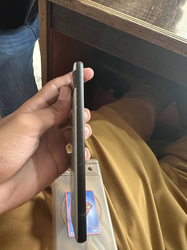 Google Pixel 6a 4